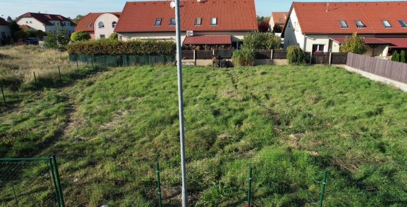 Prodej pozemku C 574 m2 pro stavbu dvojdomu či rodinného domu